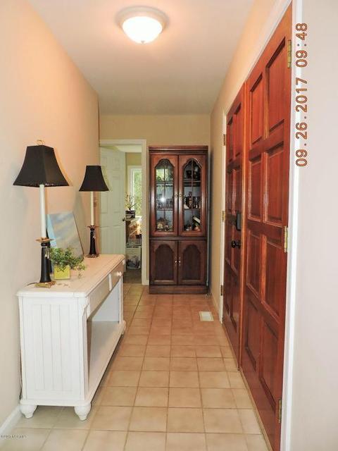 212 Sandfiddler E, Emerald Isle, NC 28594 photo 5