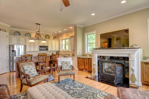 150 E Ivybridge Dr, Hubert, NC 28539 photo 6