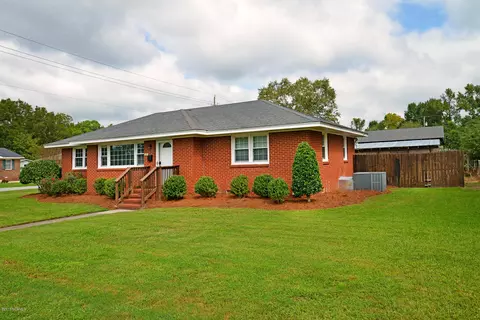 207 W W 9th St, Ayden, NC 28513 photo 1