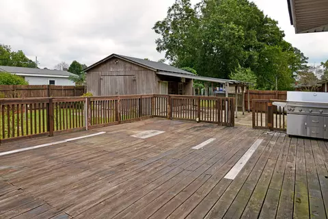 207 W W 9th St, Ayden, NC 28513 photo 8