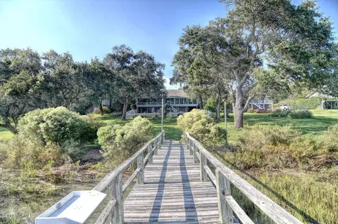 352 Olde Point Loop, Hampstead, NC 28443 photo 7