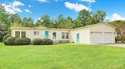 150 Champion Dr, Hampstead, NC 28443 photo 1