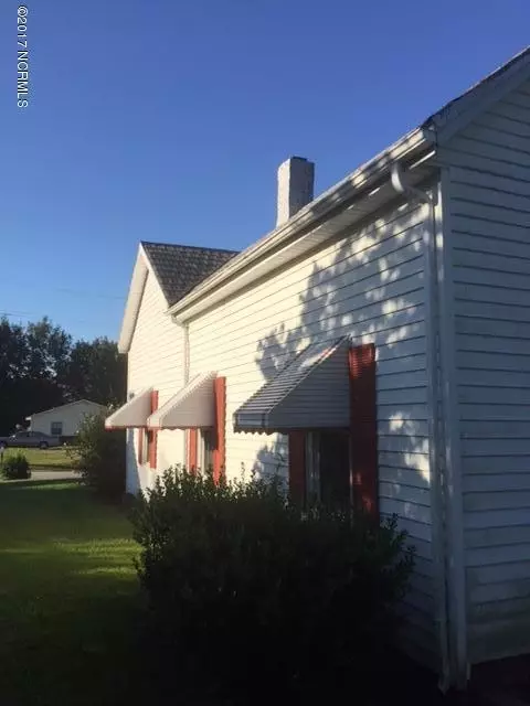 5976 Pine St, Bailey, NC 27807 photo 3