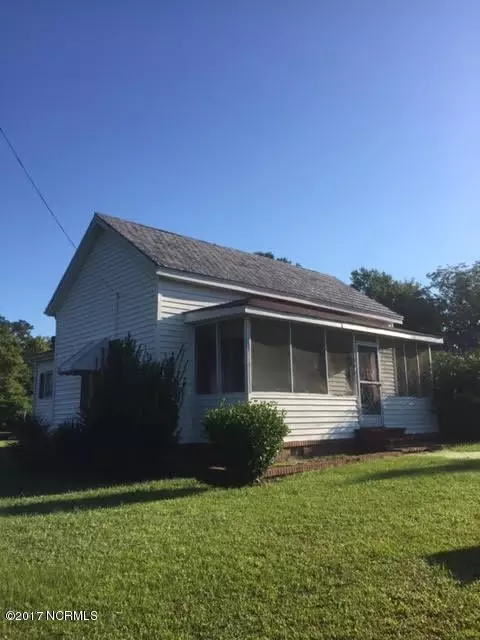 5976 Pine St, Bailey, NC 27807 photo 1
