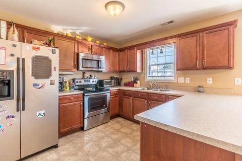 302 Mann St, Hubert, NC 28539 photo 10