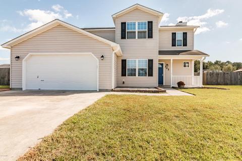 302 Mann St, Hubert, NC 28539 photo 1
