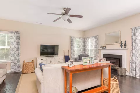 111 Katydid Ct, Hampstead, NC 28443 photo 8