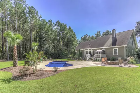 233 Captain Beam Blvd, Hampstead, NC 28443 photo 11