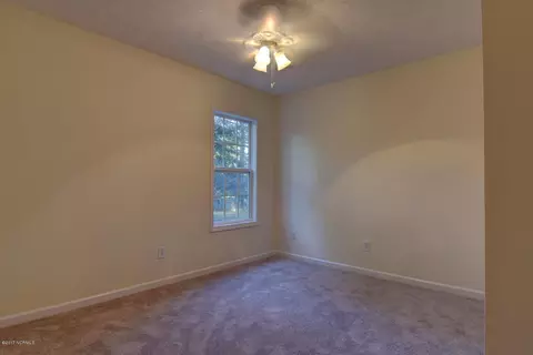 105 Laurel Oak Ct, Hampstead, NC 28443 photo 18