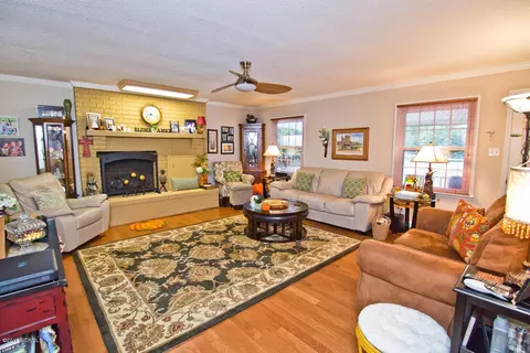644 Bogue Loop Rd, Newport, NC 28570 photo 4
