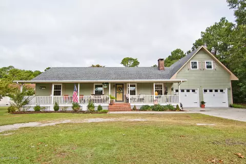 644 Bogue Loop Rd, Newport, NC 28570 photo 2
