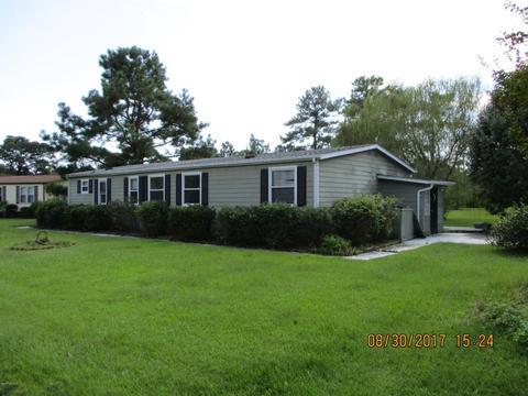 410 Ensign Ct, Hampstead, NC 28443 photo 4