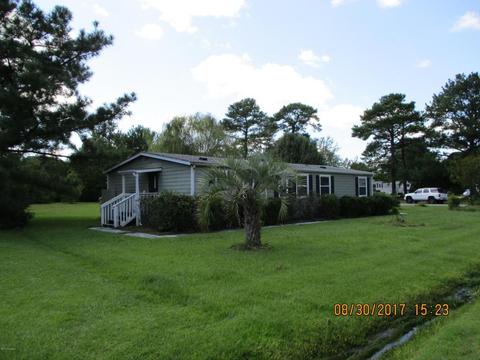 410 Ensign Ct, Hampstead, NC 28443 photo 2