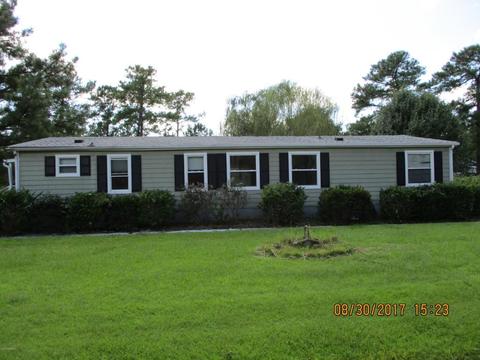 410 Ensign Ct, Hampstead, NC 28443 photo 1