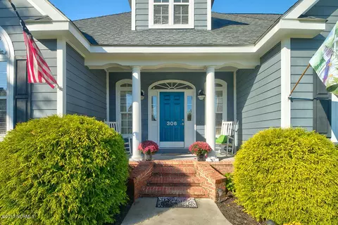 306 Frans Path, Hampstead, NC 28443 photo 3