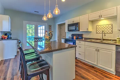 306 Frans Path, Hampstead, NC 28443 photo 9