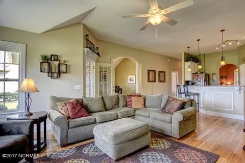 765 Castle Bay Dr, Hampstead, NC 28443 photo 40