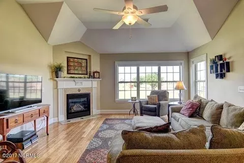 765 Castle Bay Dr, Hampstead, NC 28443 photo 37