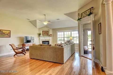 765 Castle Bay Dr, Hampstead, NC 28443 photo 38