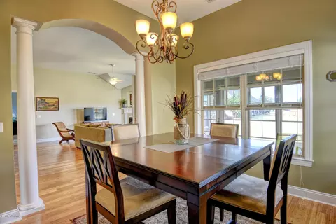 765 Castle Bay Dr, Hampstead, NC 28443 photo 10