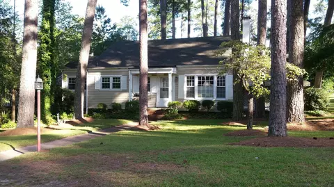 400 E Liberty St, Williamston, NC 27892 photo 1