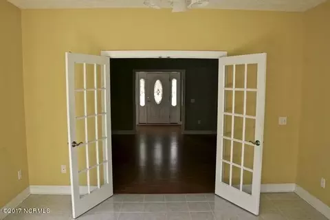 206 Hickory Ln, Hampstead, NC 28443 photo 13