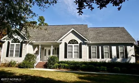 206 Hickory Ln, Hampstead, NC 28443 photo 1
