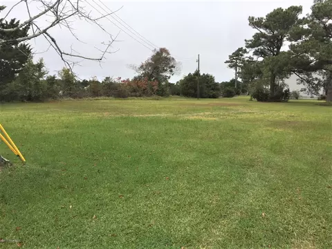 142 Alfred Dr, Gloucester, NC 28528 photo 7