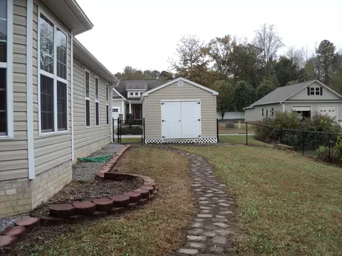 135 Joshua Dr, Chocowinity, NC 27817 photo 17