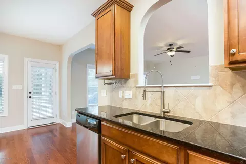 110 Hydrangea Ln, Hampstead, NC 28443 photo 9