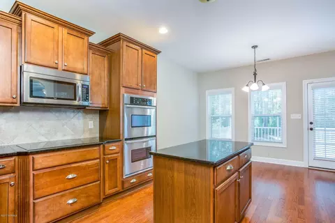 110 Hydrangea Ln, Hampstead, NC 28443 photo 8