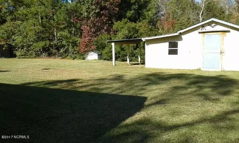310 Pond View Ct, Hampstead, NC 28443 photo 9