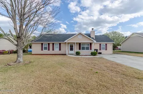 128 Parnell Rd, Hubert, NC 28539 photo 2