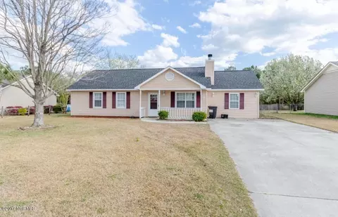 128 Parnell Rd, Hubert, NC 28539 photo 1