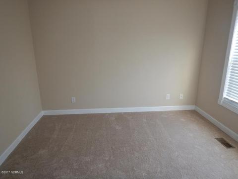 200 Middleridge Dr, Hubert, NC 28539 photo 8