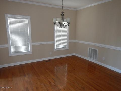 200 Middleridge Dr, Hubert, NC 28539 photo 4
