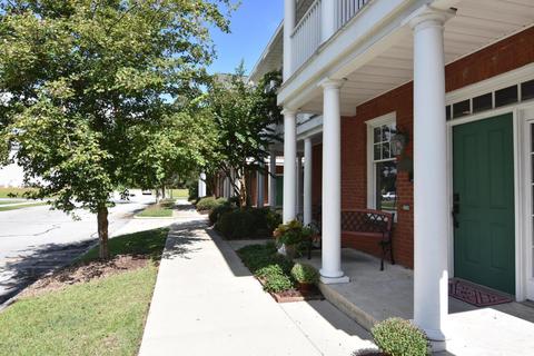 744 E Front St, New Bern, NC 28560 photo 1