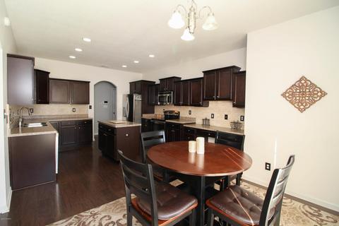 300 Bear Run, Jacksonville, NC 28540 photo 8