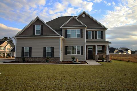 300 Bear Run, Jacksonville, NC 28540 photo 1