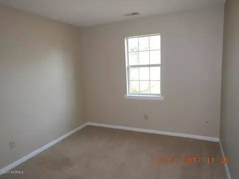 206 S Ginger Dr, Hubert, NC 28539 photo 9