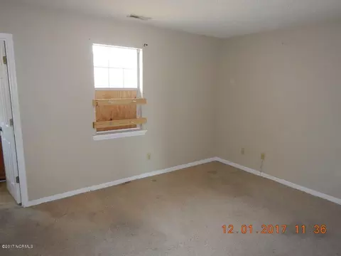 206 S Ginger Dr, Hubert, NC 28539 photo 5