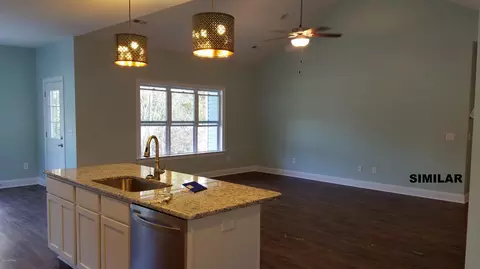 207 Harveys Ln, Hampstead, NC 28443 photo 17