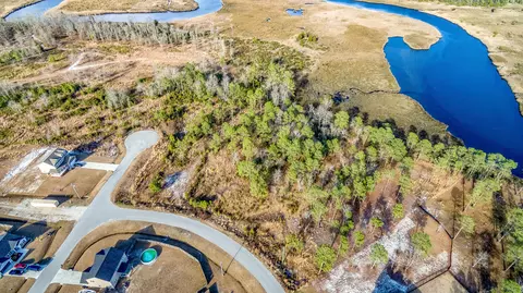246 E Ivybridge Dr, Hubert, NC 28539 photo 4