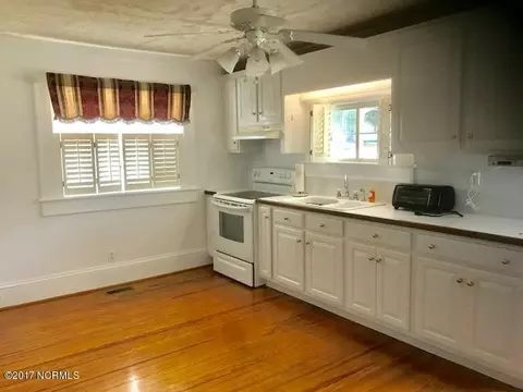 110 S Third St, Macclesfield, NC 27852 photo 17