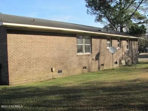 720 Prosperity Dr, Wallace, NC 28466 photo 10
