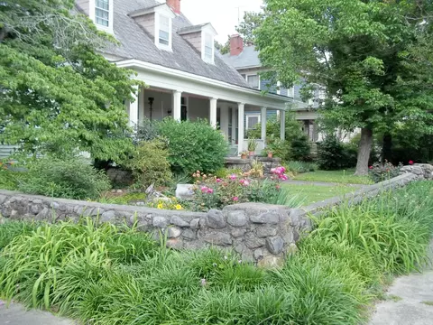 302 E 2nd St, Washington, NC 27889 photo 3