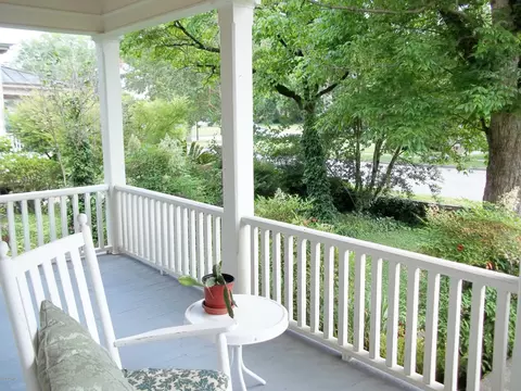 302 E 2nd St, Washington, NC 27889 photo 5