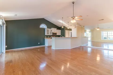 517 Azalea Dr, Hampstead, NC 28443 photo 3