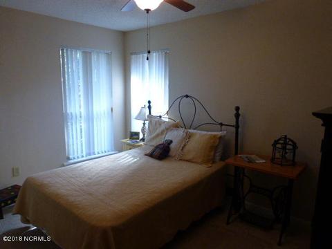 106 Bay Tree Cir, Hampstead, NC 28443 photo 11