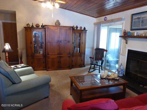 106 Bay Tree Cir, Hampstead, NC 28443 photo 2